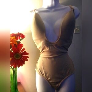 Dr. Rye Extreme Instant Plunge Bodysuit